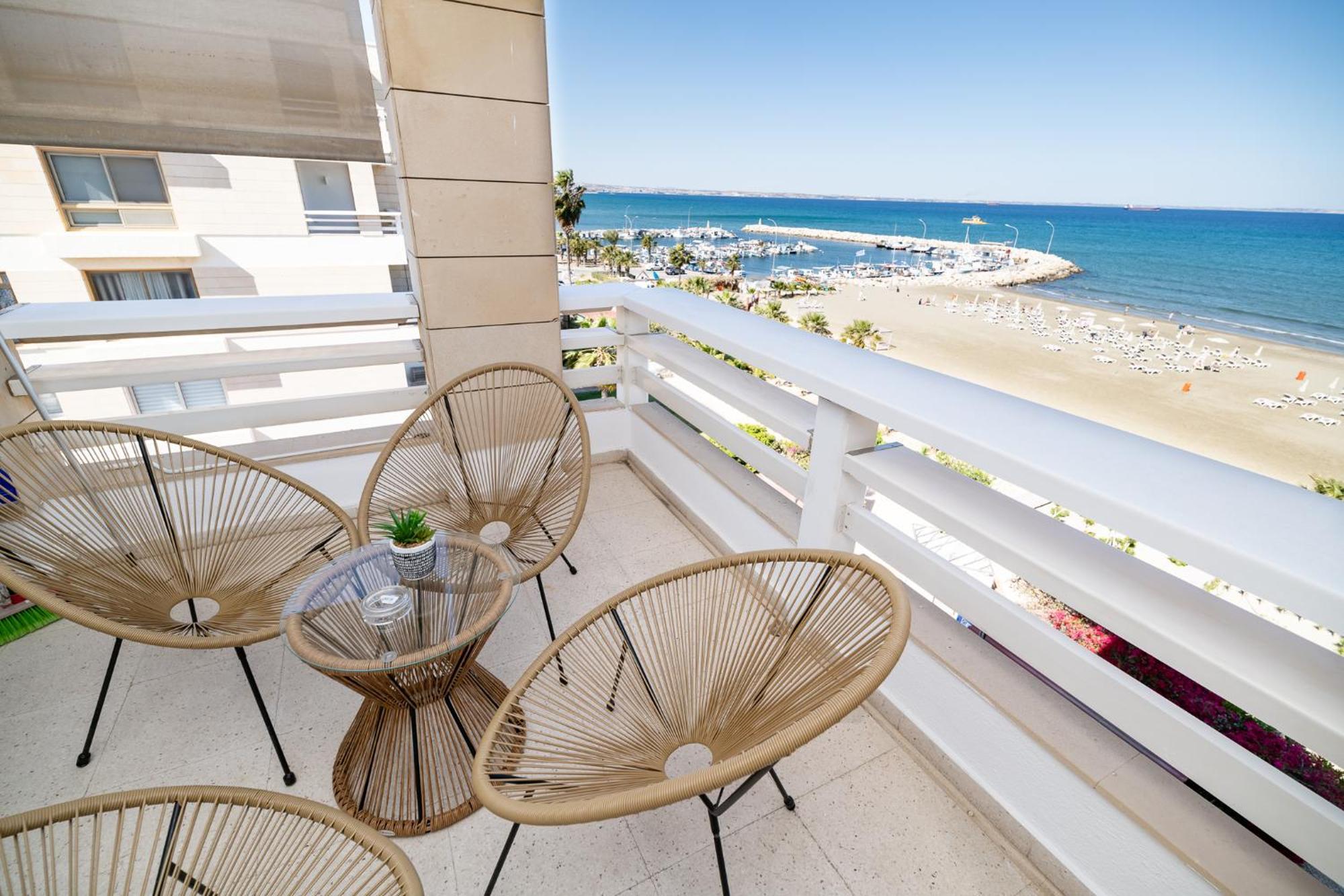 Lazuli Beachfront Sea View Ap144 Larnaca Exteriör bild